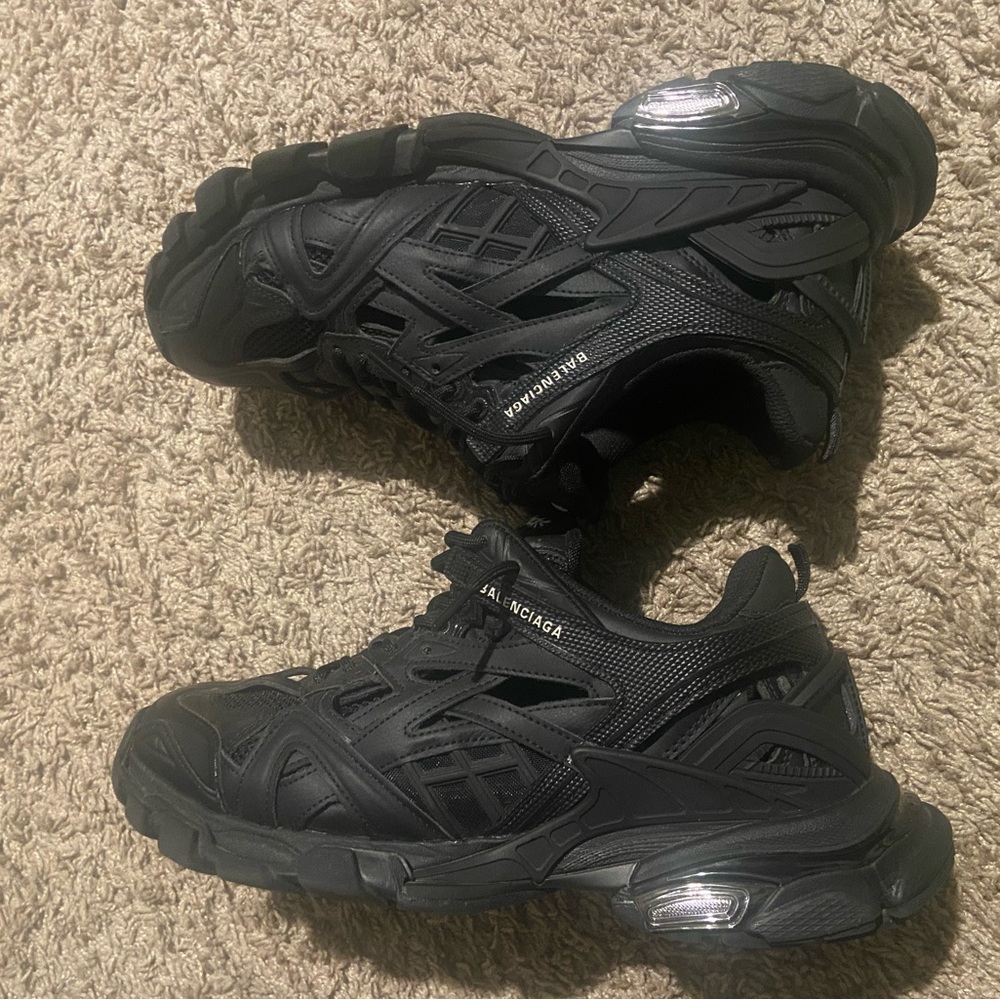 balenciaga track 2